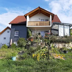 Apartment Leffer, Großheirath