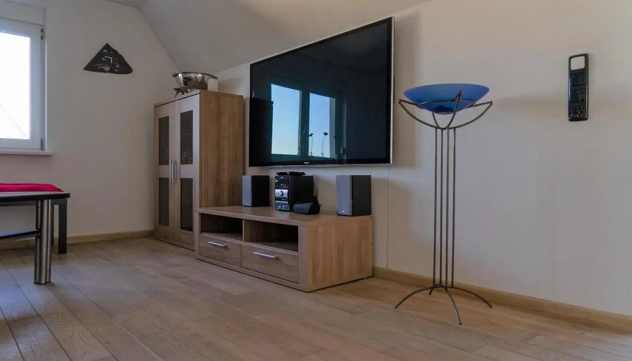Apartment Ferienwohnung In Der Mainleite Fuer Vier Baunach Germany